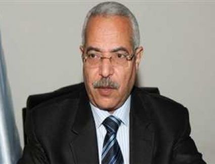 إصابة وزير التعليم الأسبق وأسرته بفيروس كورونا