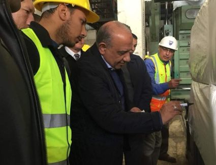 تفاصيل تصدير أول شحنة من إنتاج《مصر للحرير الصناعي》بكفر الدوار