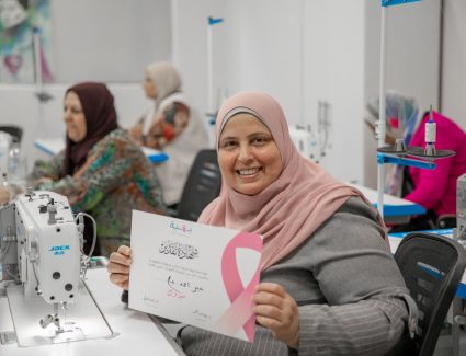 اورنچ تواصل جهود تقليص قائمة انتظار جراحات سرطان الثدي| صور