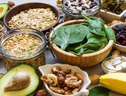 «لو بتدور على الزنك».. 10 أطعمة تقوي المناعة وتعزز وظائف الجسم