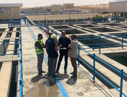 وزير الإسكان يتابع موقف مشروعات محطات تنقية مياه الشرب ومعالجة الصرف الصحي بـ4 مدن جديدة