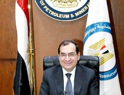 12  اتفاقية مع شركات عالمية للبحث عن البترول والغاز بالبحرين المتوسط والأحمر باستثمارات 1.4 مليار دولار