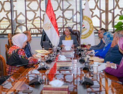 وزيرة البيئة تستقبل وفدا من الاتحاد الدولي لحماية الطبيعة في غرب آسيا والمتوسط