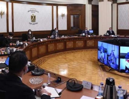 تنفيذا لتكليفات الرئيس.. مدبولي يتابع موقف مشروع تطوير عواصم المحافظات والمدن الكبرى