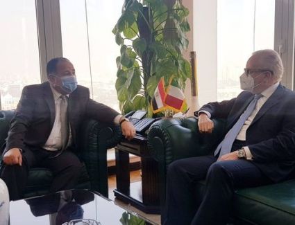 وزير المالية.. فى لقائه بالسفير الإيطالي: الاقتصاد المصرى مستقر ومازال قادرًا على مواجهة "كورونا"