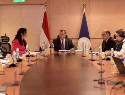 《عيسى》يتابع الخطة التنفيذية لتحسين التجربة السياحية في مصر