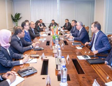 «اقتصادية قناة السويس» تستقبل نائب وزير التجارة الإندونيسى لبحث سبل التعاون 