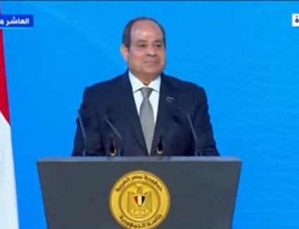 الرئيس السيسي يوجه بزيادة مخصصات صندوق إعانات طوارئ العمال إلى 1500 جنيه