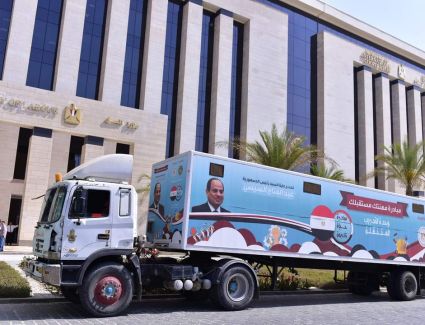 وزير العمل يطلق 8 وحدات تدريب مهني متنقلة في مدن وقرى «حياة كريمة»  بـ 8 محافظات