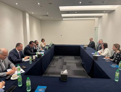 وزير الصحة يبحث مع نظيرته الأرمينية التعاون في مجال الصيدلة وصناعة الدواء