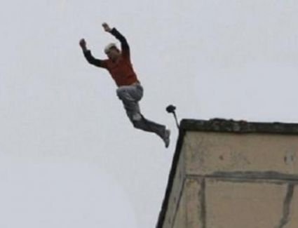 التحقيق في واقعة انتحار شخص فور اكتشاف اصابته بكورونا في حلوان