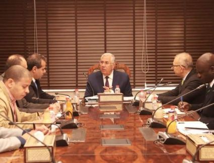    القصير يبحث مع سكرتير عام الاتفاقية الدولية لوقاية النباتات كيفية دعم مبادرة الصحة النباتية في أفريقيا