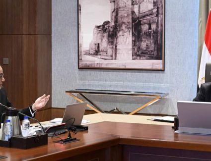 رئيس الوزراء يُتابع إجراءات سد العجز في أعداد المُعلمين على مستوى الجمهورية