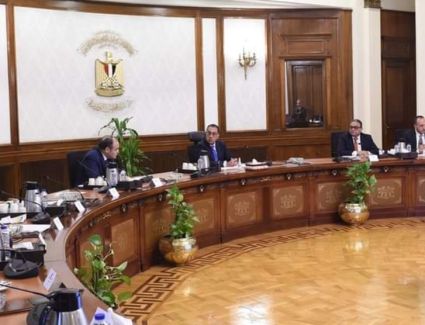 مدبولي يلتقى أعضاء المجلس التصديري وإدارة غرفة الصناعات الهندسية