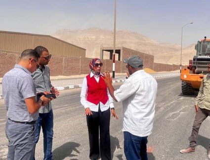 الإسكان: رؤساء أجهزة مدن السويس والشيخ زايد والشروق  يتفقدون أعمال رفع الكفاءة والتطوير
