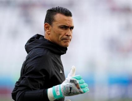 إحالة مذيع قناة الزمالك للتحقيق بسبب عصام الحضري