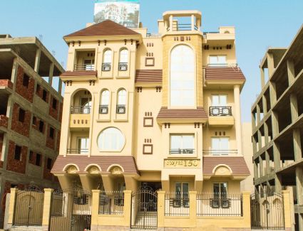 رويال للتطوير العقاري تجهز لطرح 5 مشروعات بالقاهرة الجديدة   