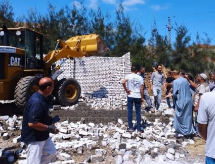 《حماية الأراضي》تتابع أعمال الحفاظ على الرقعة الزراعية وإزالة التعديات عليها في ثالث ايام العيد