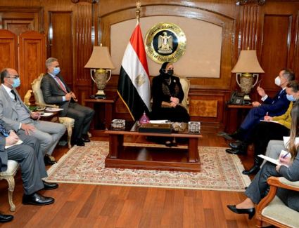 نيفين جامع: 960 مليون دولار حجم التبادل التجاري مع سويسرا وحريصون على تعزيز التعاون الاقتصادي بين البلدين