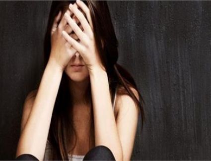 التحقيق في واقعة" عنتيلة المحلة" صاحبة 40 فيديو جنسي.. والزوج ينكر نسب طفله 