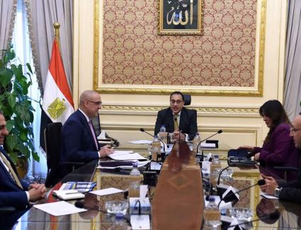 رئيس الوزراء يتابع موقف تنفيذ المشروعات في قطاع الإسكان والمجتمعات العمرانية الجديدة