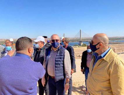 وزير الإسكان: جار تنفيذ 150 فيلا بالشريط النهرى وممشى نيلى بطول 6 آلاف متر بأسوان