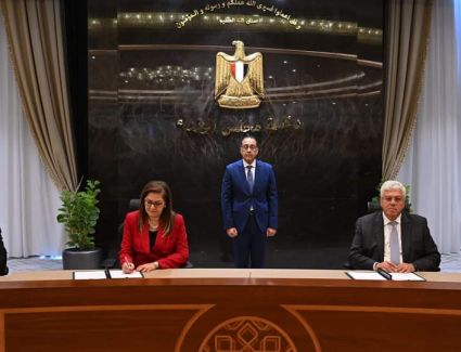رئيس الوزراء يشهد توقيع اتفاقية مساهمين لتأسيس أربعة نماذج لجامعات دولية جديدة في مصر
