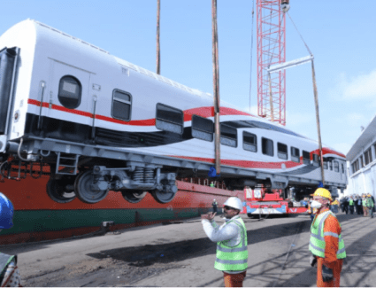 الحكومة توضح حقيقة استيراد صفقة عربات قطارات السكك الحديدية بتكلفة باهظة 