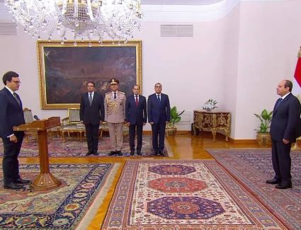 أحمد هنو عقب أداء اليمين الدستورية وزيرا للثقافة: بناء الشخصية المصرية أولوية 