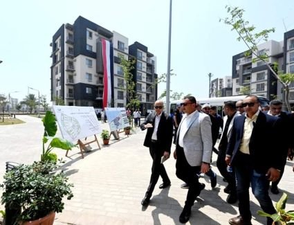 وزير الإسكان يتفقد اللمسات الأخيرة لإنهاء 672 وحدة بمشروع «جنة» للإسكان بمدينة دمياط الجديدة