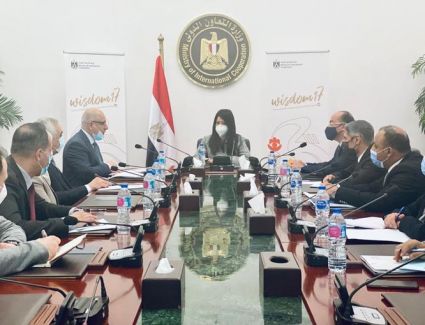 "المشاط" تلتقي وفدًا عراقيًا لعرض التجربة المصرية في التعاون الإنمائي من خلال الشراكات الدولية