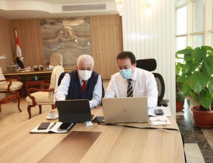 للوصول إلى خريج مصري بمعايير عالمية.. "عبدالغفار" و"شوقي" يناقشان تكامل منظومتي التعليم الجامعي وما قبله