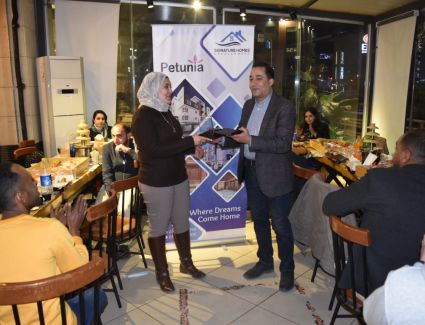 لشحذ الهمم.. سيجنتشر هومز للاستثمار العقاري تكرم الموظف المثالي خلال شهر فبراير..  صور 