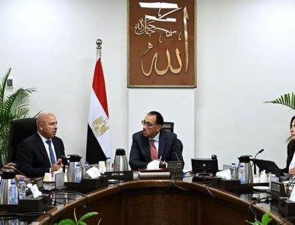 رئيس الوزراء يستعرض ملامح الخطة العاجلة للنهوض بالصناعة المصرية