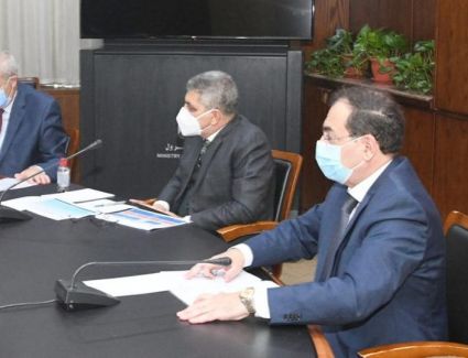 وزير البترول يبحث مع شركة "ميركيوريا العالمية" مشروع تموين السفن بالموانئ المصرية