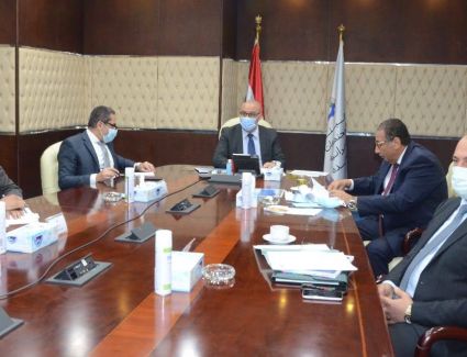 وزير الإسكان: مبادرة "حياة كريمة" من أهم المشروعات القومية.. وتخدم 55 مليون مواطن بالمناطق الريفية