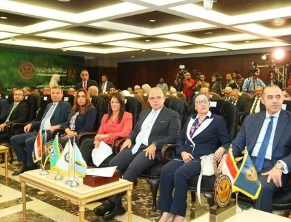 بمشاركة 6 وزراء ورئيس البورصة.. تدشين أول سوق منظم للكربون الطوعي بمصر 