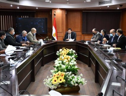 وزير الرياضة يبحث مع اتحاد المصارعة الاستعدادات النهائية لإعداد المنتخبات لأولمبياد طوكيو