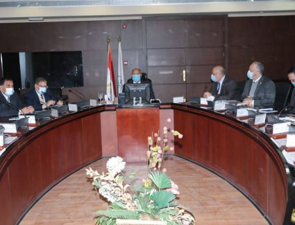 وزير النقل يترأس إجتماع الجمعية العمومية لإدارة وتشغيل مترو الأنفاق عن السنه المالية المنتهية فى 19/2020