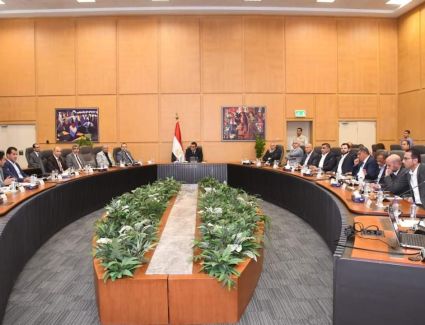 وزير الإسكان يصدر حزمة من التكليفات للإسراع بمعدلات تنفيذ وحدات المبادرة الرئاسية «سكن لكل المصريين»