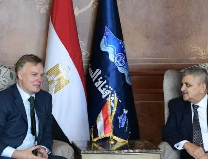 ميرسك: عودة السفن المجموعة للإبحار عبر قناة السويس أمرا حتميا فور استقرار الأوضاع بالمنطقة