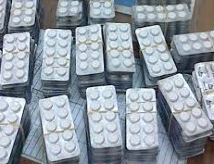 مخدرات بـ 2 مليون جنيه.. القبض على عنصر إجرامي وبحوزته 25 الف قرص تامول بمطروح