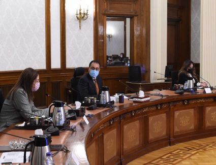 مدبولي: نستهدف زيادة الاستثمارات الحكومية لتنفيذ المشروعات الكبرى التي كلف بها الرئيس