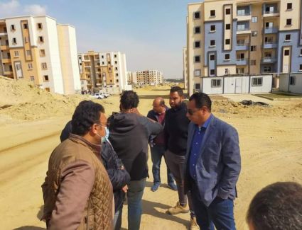 مسئولو جهاز "حدائق أكتوبر" يتفقدون سير العمل بالمشروعات المختلفة بالمدينة