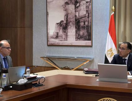 رئيس الوزراء يلتقي رئيس هيئة الرقابة المالية لبحث ملفات عمل الهيئة