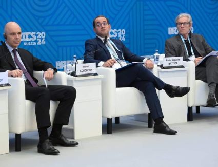  المالية: «البريكس» يمكن أن يلعب دورًا مؤثرًا فى إعادة تشكيل الهيكل الاقتصادي العالمي لصالح البلدان الناشئة والنامية