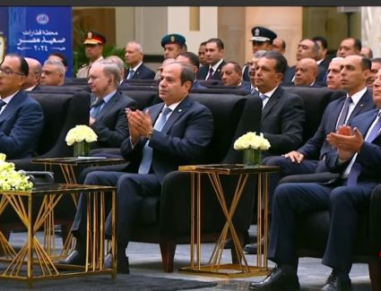 الرئيس السيسي: الأسعار العالمية تضاعفت في الفترة الماضية ونعمل وفق رؤية وفهم ومن أجل الغد