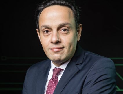 نائب رئيس شنايدر إليكتريك: نقدم أحدث الحلول الرقمية والخدمات الهندسية والدعم الفني