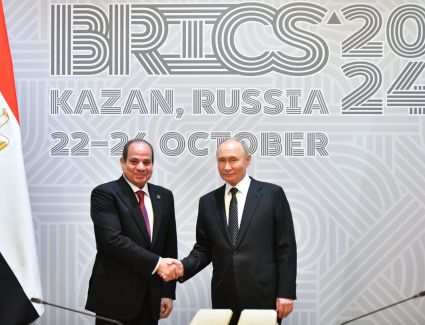 الرئيس السيسي يلتقي بوتين على هامش قمة البريكس 