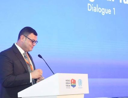 وزير الإسكان يشارك بالجلسة الحوارية تحت عنوان "مستقبل الإسكان" ضمن فعاليات اليوم الثاني للمنتدى الحضري العالمي